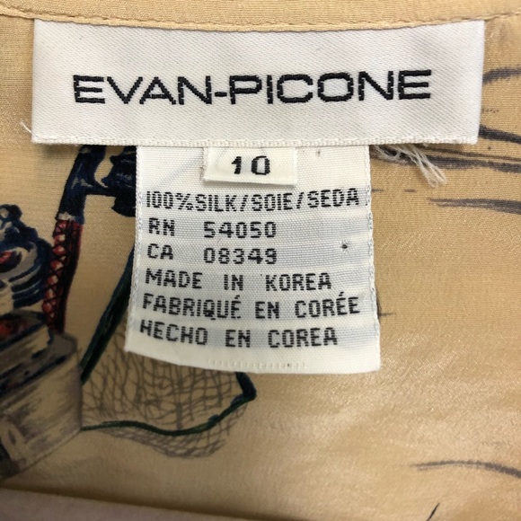 SOLD ON DEPOP Vntg silk fishing button down - Picture 5 of 6